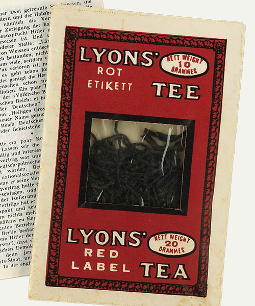 Camouflaged publication: Lyon’s tea, London 1939